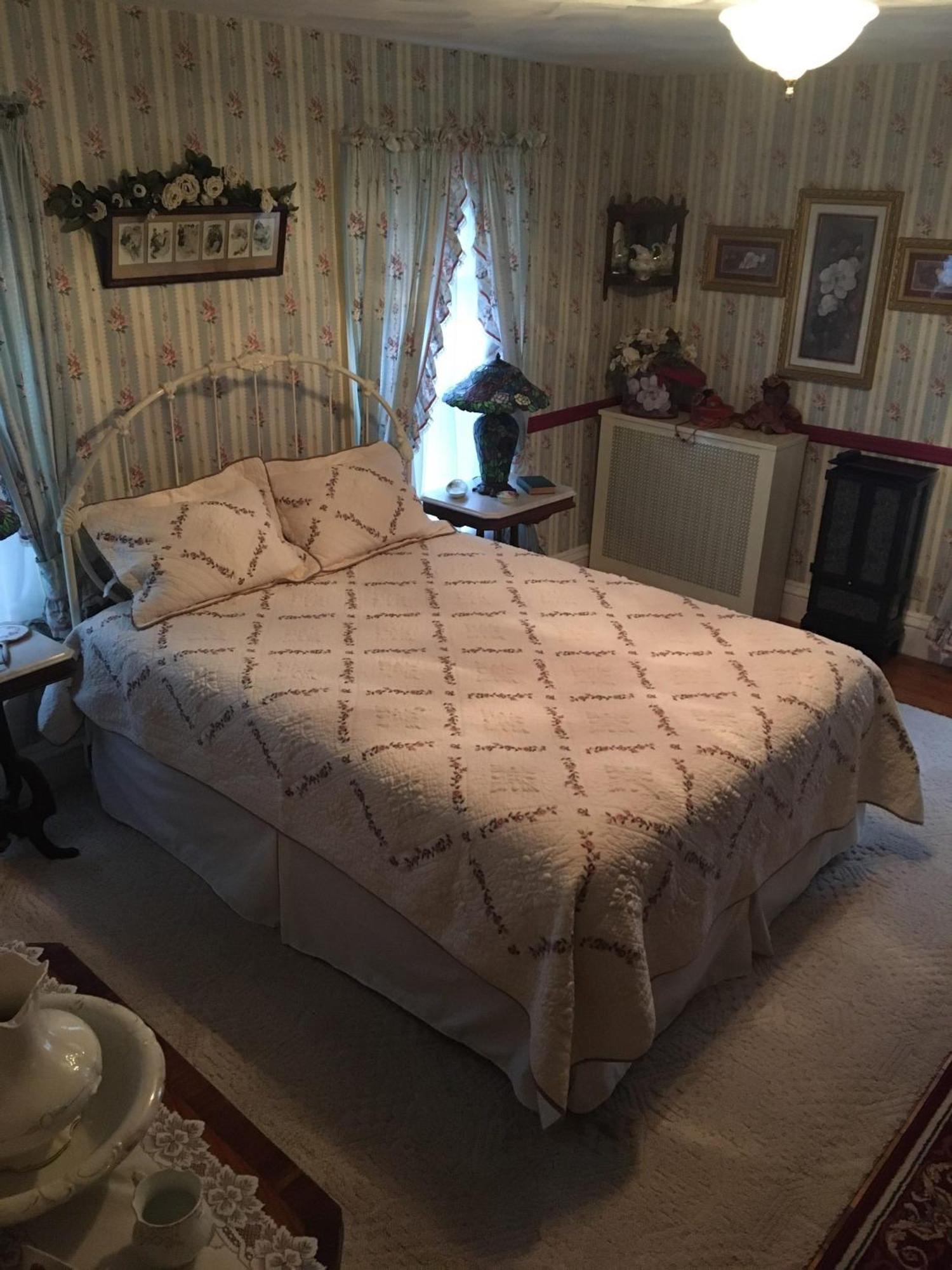 Raindrops On Roses Bed & Breakfast Herkimer Exterior foto